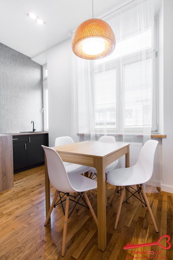 Luxury Apartments Nearto Main Square Krakow Luaran gambar